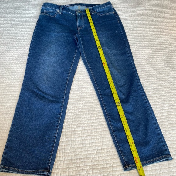 Talbots Straight Crop Denim Jeans Size 6 Blue Wash Mid Rise Casual Classic - Picture 11 of 14